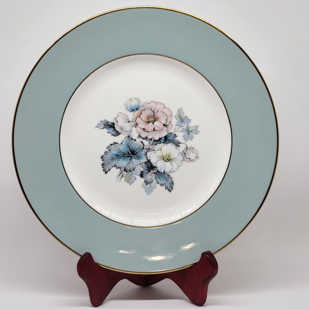 Royal Worcester Woodland Blue Rim Floral Center 10" Dinner plate Discontinued